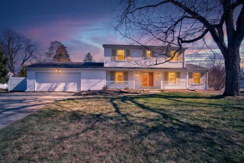 829 Thorntree Boulevard, Jackson, MI, 49203 | Card Image