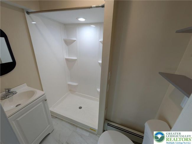 224 N 11 Th St, Townhouse with 4 bedrooms, 3 bathrooms and null parking in Allentown PA | Image 23