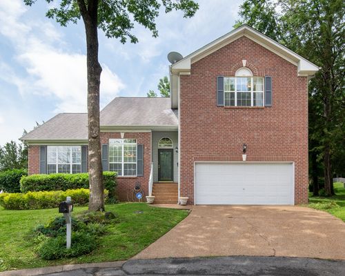 205 Ashtead Ct, Goodlettsville, TN, 37072-2152 | Card Image