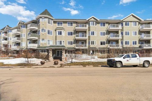202-9918 Gordon Ave, Fort Mcmurray, AB, T9H5L1 | Card Image