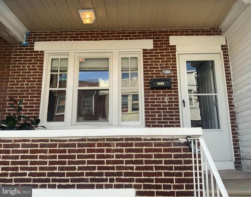 1522 S Myrtlewood St, PHILADELPHIA, PA, 19146-3518 | Card Image