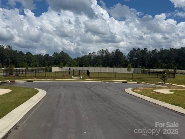 624 Cassidy Ct, Townhouse with 3 bedrooms, 3 bathrooms and null parking in Clover SC | Image 37