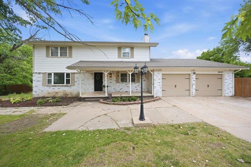 4645 N Hillcrest St, Bel Aire, KS, 67220-1607 | Card Image
