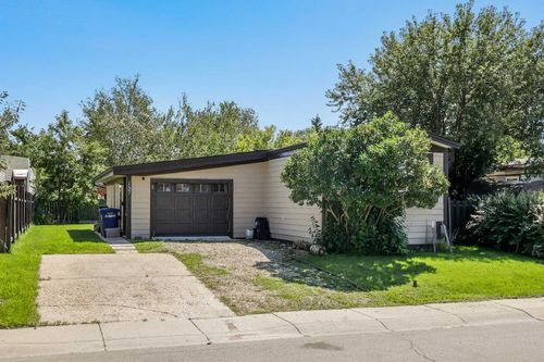 157 Spring Dale Cir Se, Airdrie, AB, T4A1P6 | Card Image