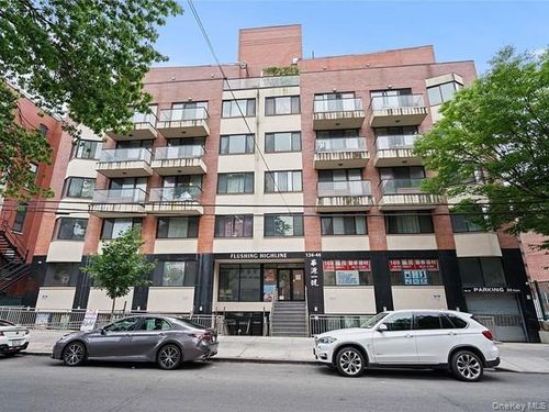 1c-136-46 41st Ave, Flushing, NY, 11355 | Card Image