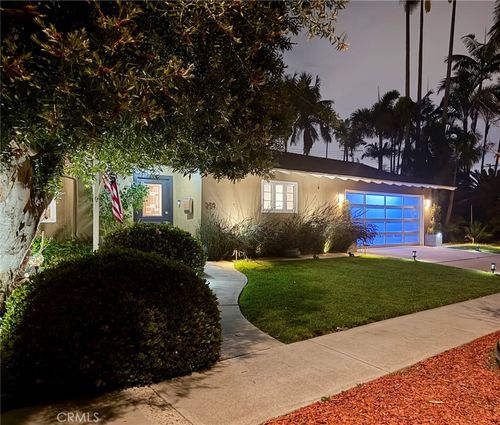 250 Bucknell Rd, Costa Mesa, CA, 92626-6137 | Card Image