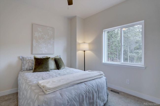 Bedroom 2, upstairs | Image 19