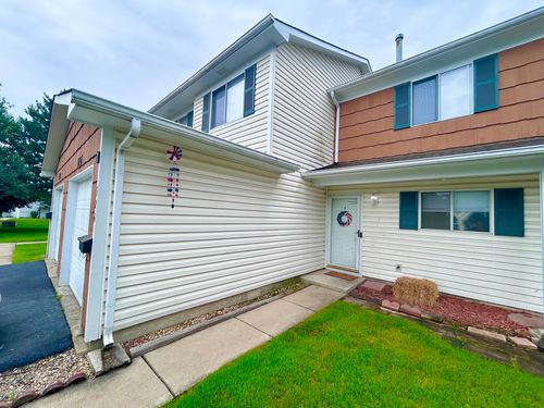 526 Alton Ct, Carol Stream, IL, 60188-9212 | Card Image