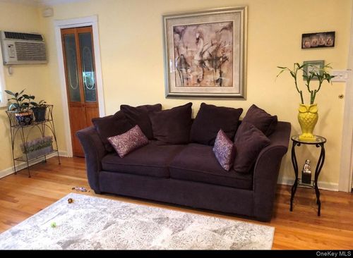 1-262-199-21 22nd Ave, Bayside, NY, 11360 | Card Image
