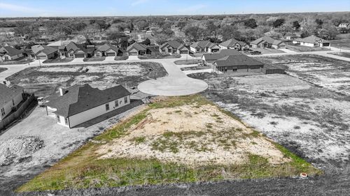 424 Lora Sue Court, Italy, TX, 76651 | Card Image