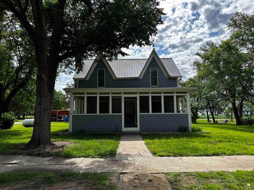 1001 Highland St, Green, KS, 67447-8937 | Card Image