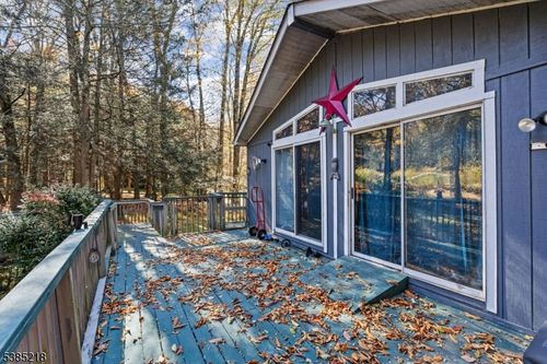 126 Armstrong Rd, Montague, NJ, 07827-3148 | Card Image