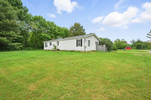 11 Misery Lane, Pittston, ME, 04345 | Card Image