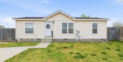2619 E Adelia Road, Pasco, WA, 99301 | Card Image