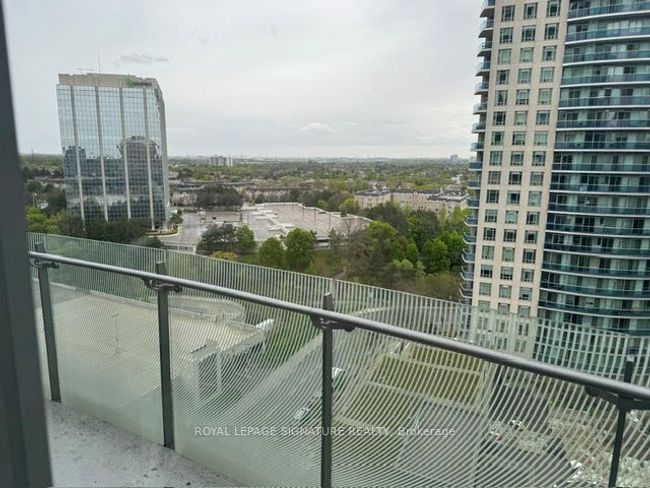 1201 - 50 Absolute Ave, Condo with 2 bedrooms, 2 bathrooms and 1 parking in Mississauga ON | Image 12