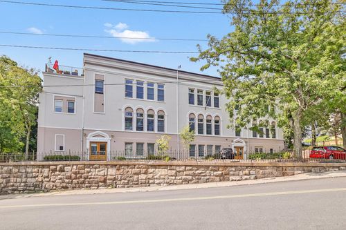 apt-ph4-88 Broadway, Ossining, NY, 10562-4154 | Card Image