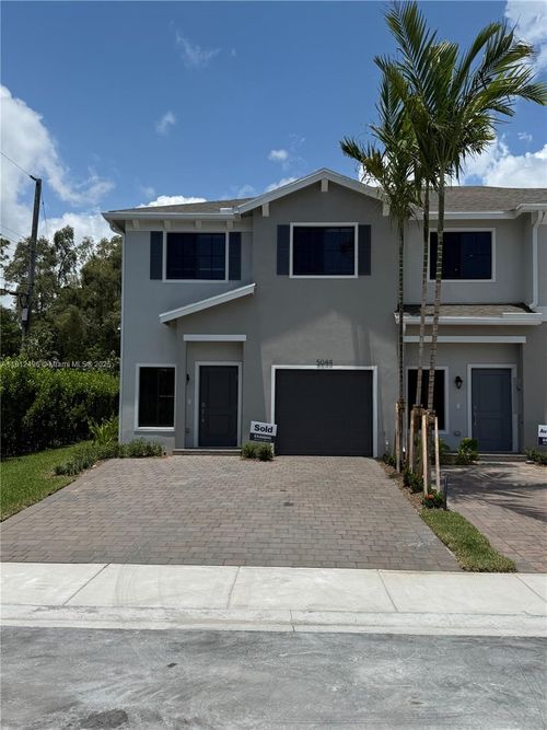 0-5044 Gooseberry St, Haverhill, FL, 33415-1340 | Card Image