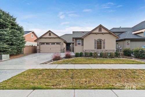 10127 W Whitecrest St, Star, ID, 83669-5937 | Card Image