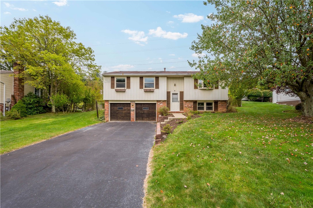 Tidewood Dr, Bethel Park, PA 15102