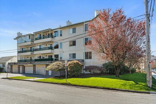 205-45604 Brett Ave, Chilliwack, BC, V2P1N9 | Card Image