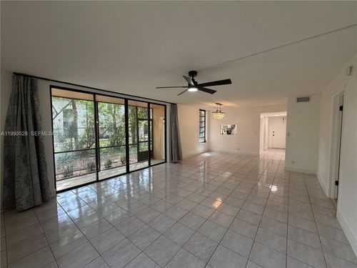 apt-101-400 Commodore Dr, Plantation, FL, 33325-2197 | Card Image