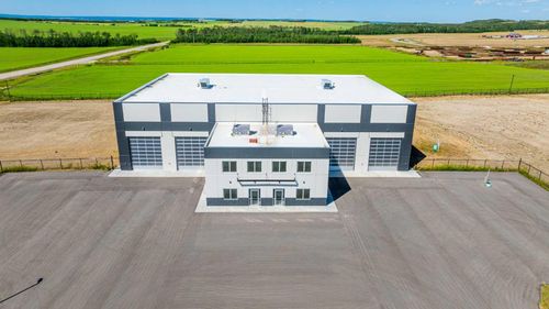 {{alt}} | Card Image