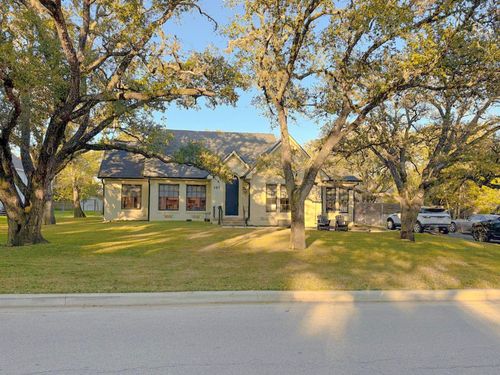 107 Pershing Ave, College Station, TX, 77840-3009 | Card Image