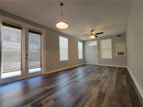apt-1401-1201 Grove Blvd, Austin, TX, 78741-3486 | Card Image