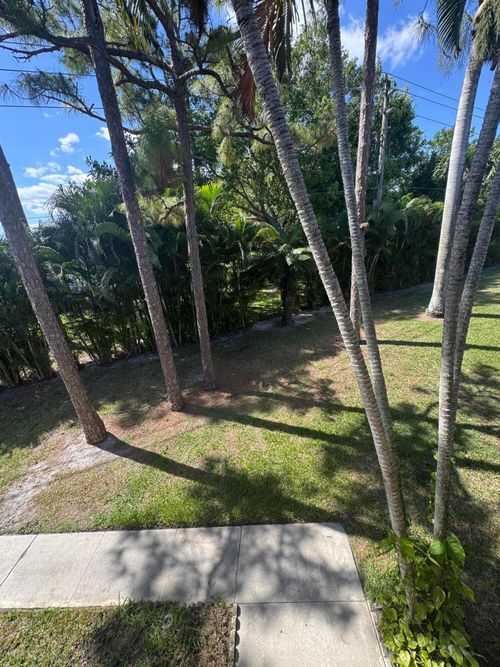 c-2-435 Pine Glen Ln, Greenacres, FL, 33463-8533 | Card Image