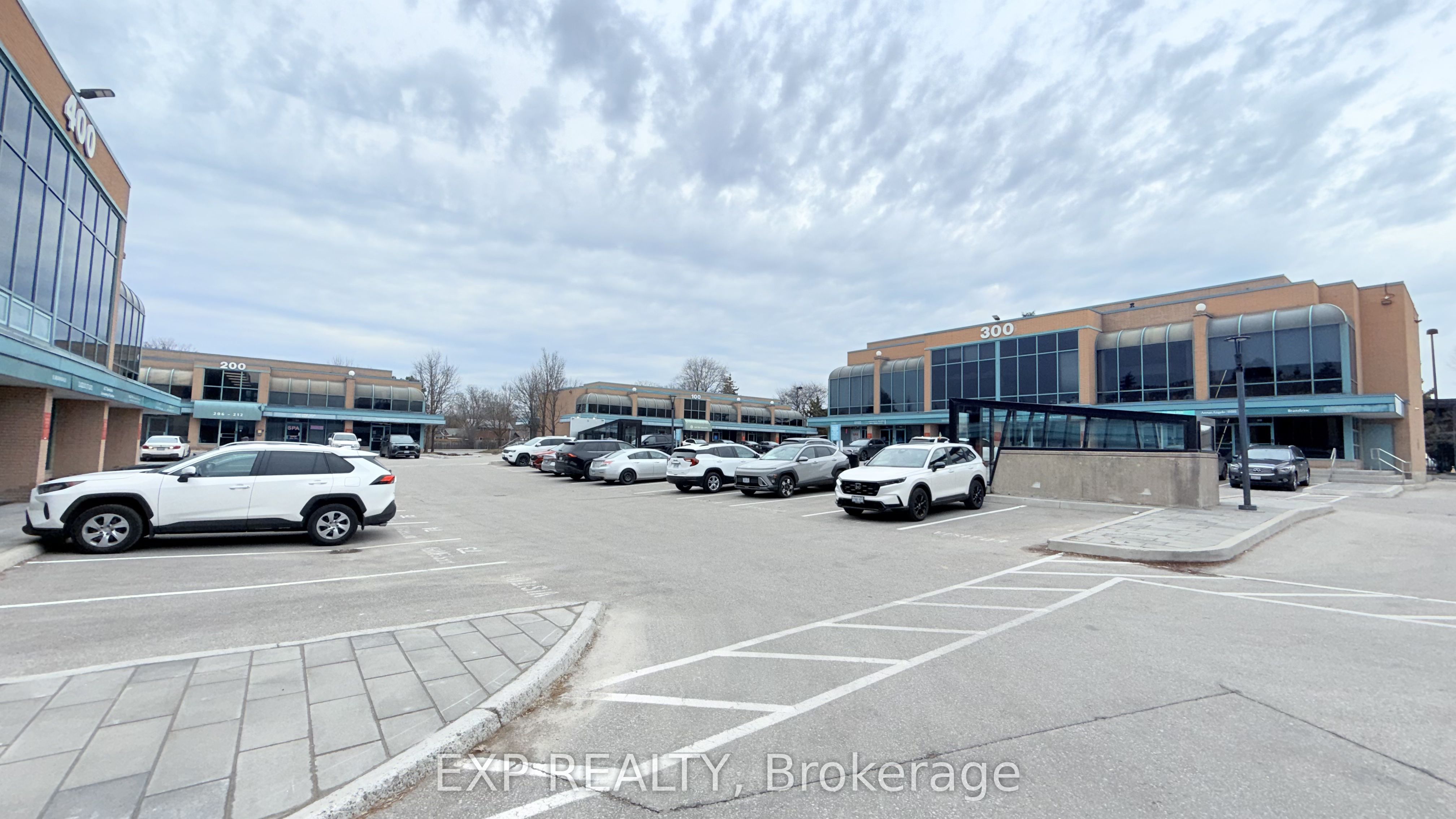 Commercial Lease in Toronto C13