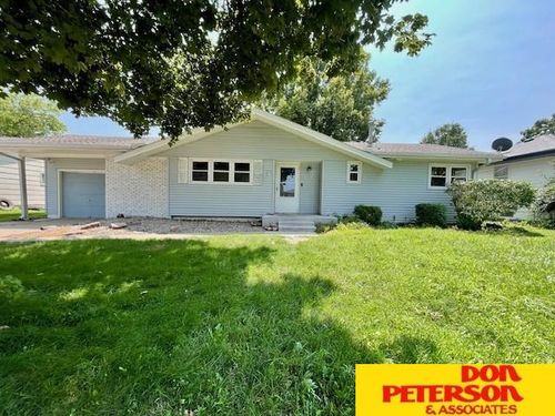 1241 E 20th St, Fremont, NE, 68025-2788 | Card Image