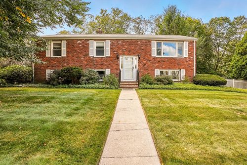 9 Westminster Way, Westborough, MA, 01581-3409 | Card Image