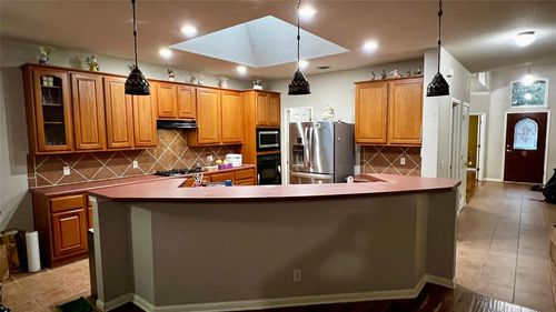 114 Ambrose Dr, Pflugerville, TX, 78660-4902 | Card Image