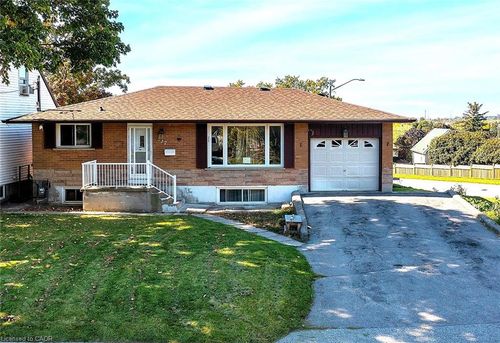 532 Montrave Ave, Oshawa, ON, L1J4S9 | Card Image