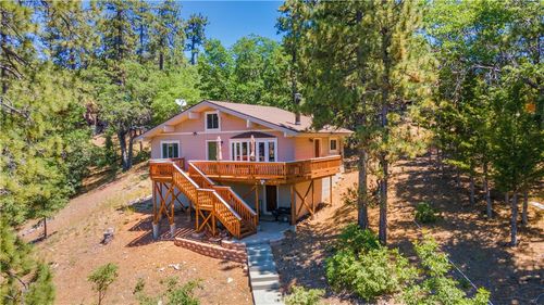39576 Oak Glen Rd, Fawnskin, CA, 92333 | Card Image