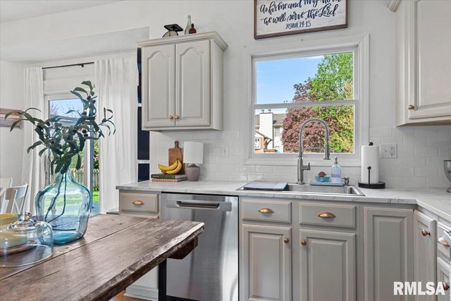 3217 Catalpa Dr, House other with 4 bedrooms, 3 bathrooms and null parking in Springfield IL | Image 17