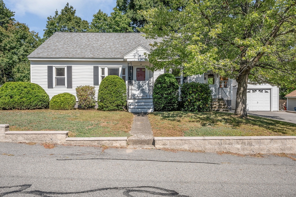 Bouchard Ave, Dracut, MA 01826