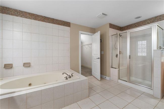 3717 Shady Maple Dr, House other with 7 bedrooms, 5 bathrooms and 1 parking in Stonecrest GA | Image 16