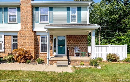 21320 Glen Haven Cir, Northville, MI, 48167-2410 | Card Image