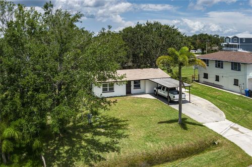 305 10th St Sw, Ruskin, FL, 33570-4236 | Card Image