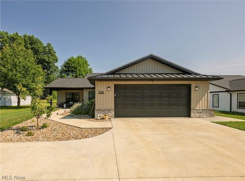 2024 E Smithville Western Rd, Wooster, OH, 44691-1039 | Card Image