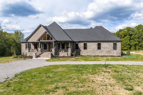 120 Hummingbird Meadows Rd, Palmyra, TN, 37142-9801 | Card Image