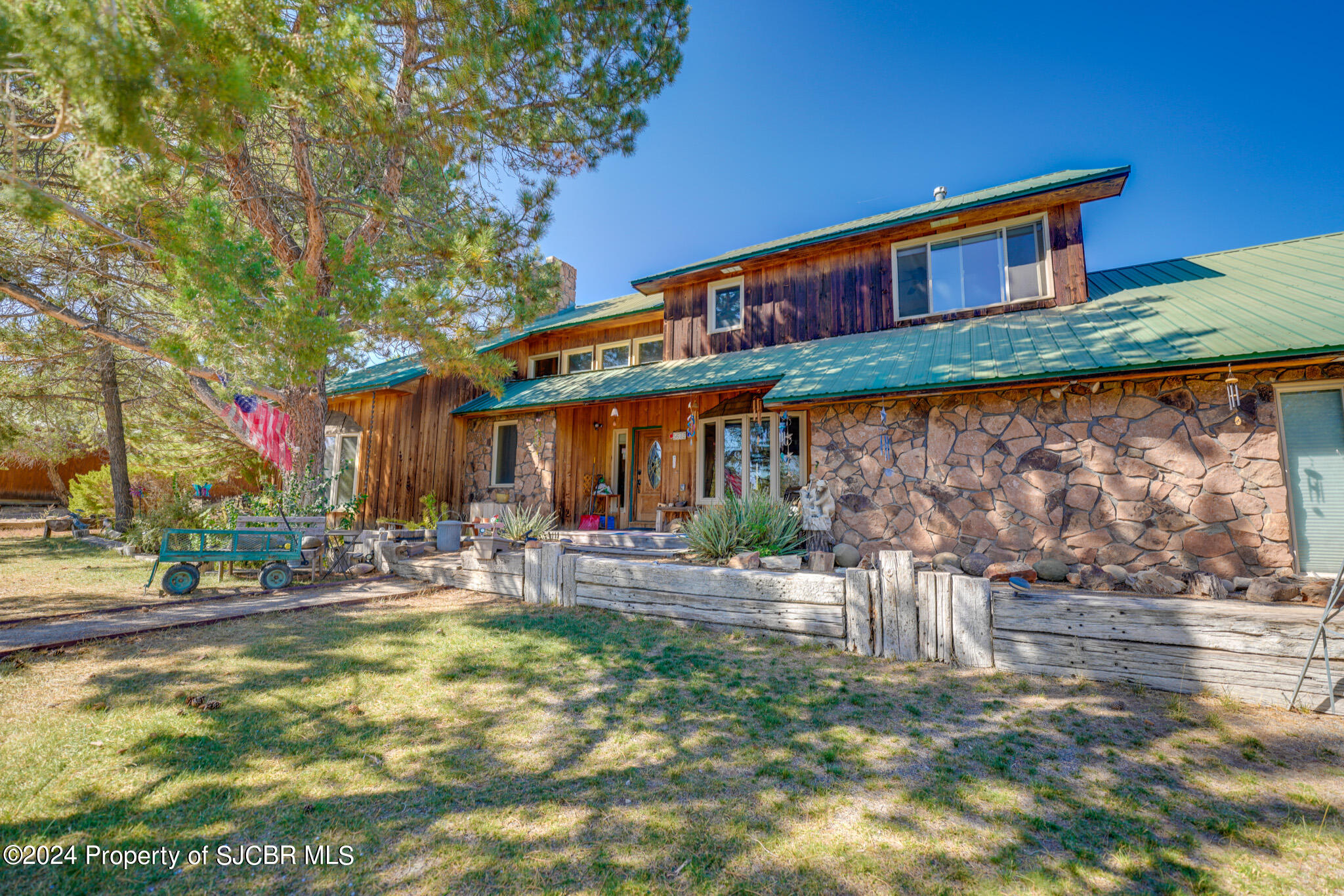 LA Veta Dr, Farmington, NM 87402