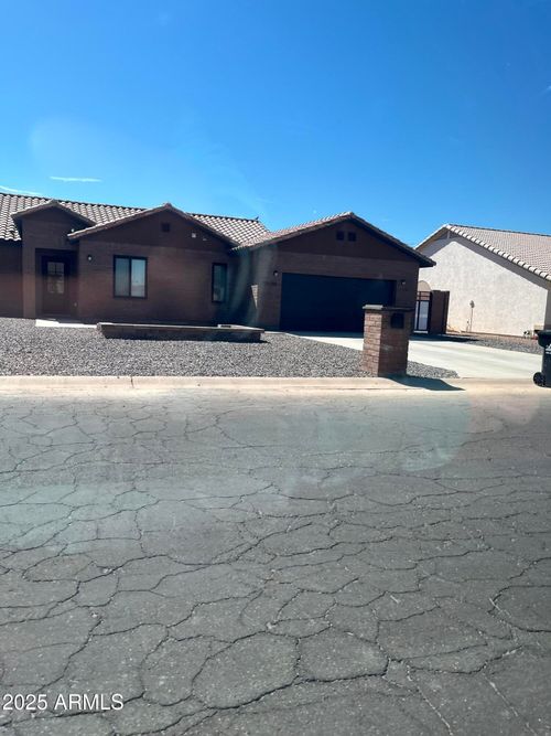 15230 S Country Club Way, Arizona City, AZ, 85123-6832 | Card Image