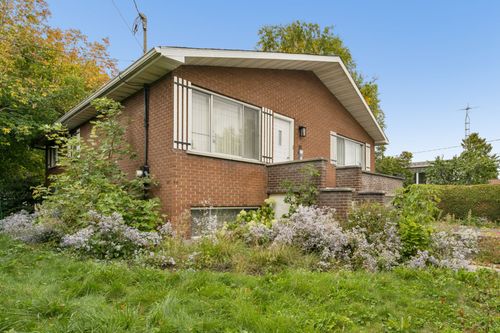 3534 Rue Edgar, Longueuil, QC, J4T3C4 | Card Image