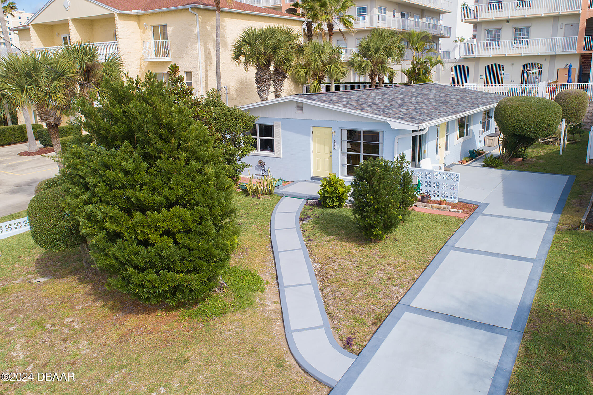 Cardinal Blvd, Daytona Beach, FL 32118