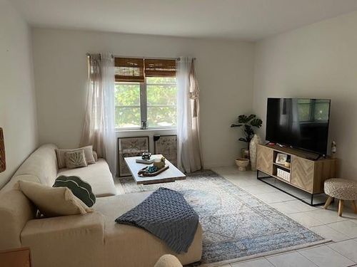 apt-210d-1950 N Andrews Ave, Wilton Manors, FL, 33311-3900 | Card Image