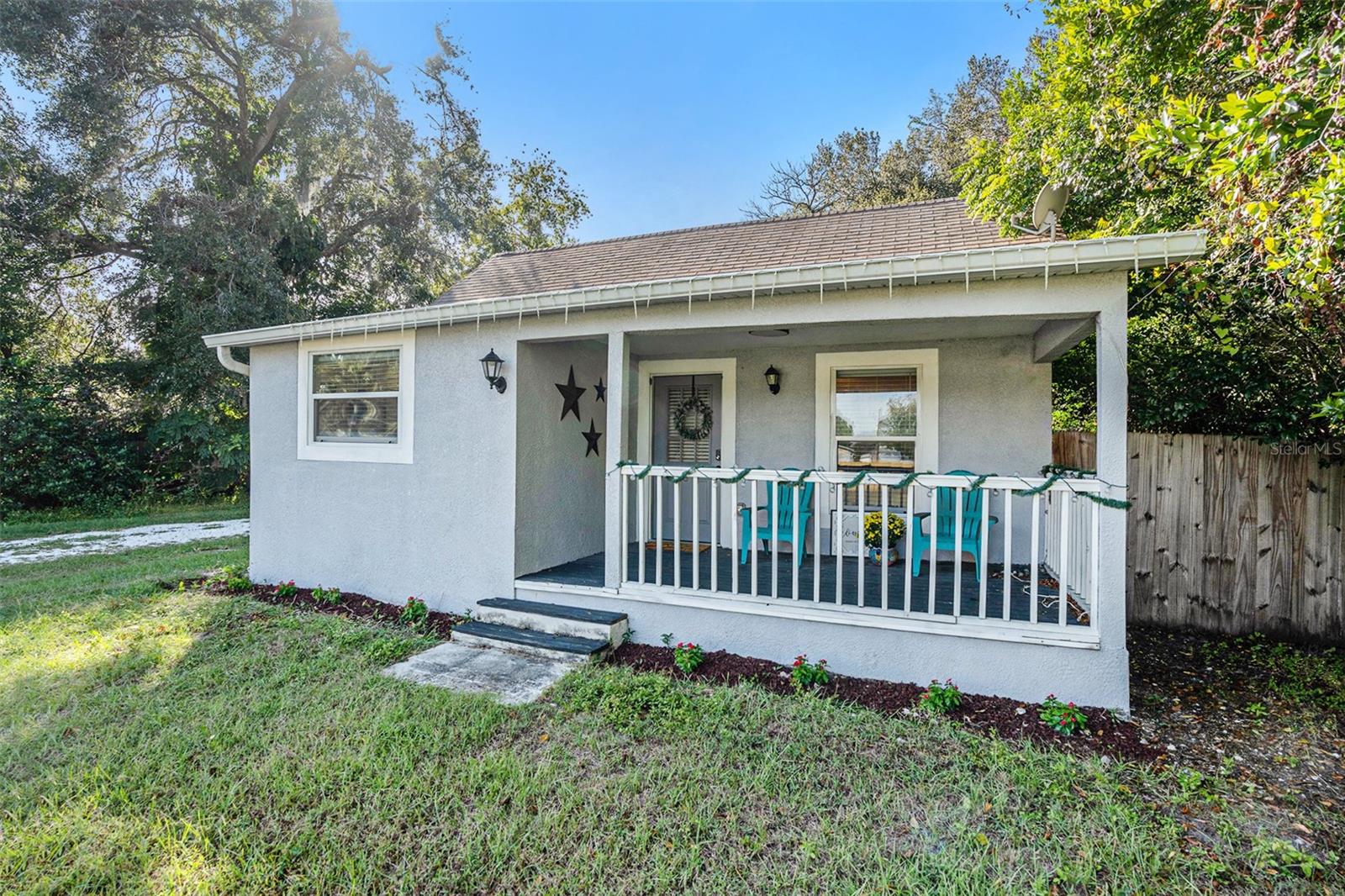 Residential in ZEPHYRHILLS