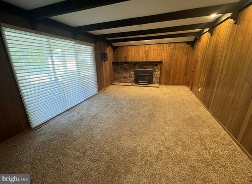 8735 Rudderow Ave, PENNSAUKEN, NJ, 08109-3347 | Card Image