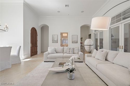 15655 Villoresi Way, NAPLES, FL, 34110-2713 | Card Image